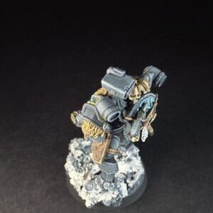 Space Wolves Wolf Scout Trapmaster_1968 Painted Space Wolves Wolf Scout Trapmaster with plasma pistol and combat blade on snowy base