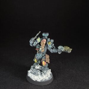 Painted Wolf Scout Hunter_2003 Painted Wolf Scout Hunter with Plasma Pistol and Combat Blade on snowy base.