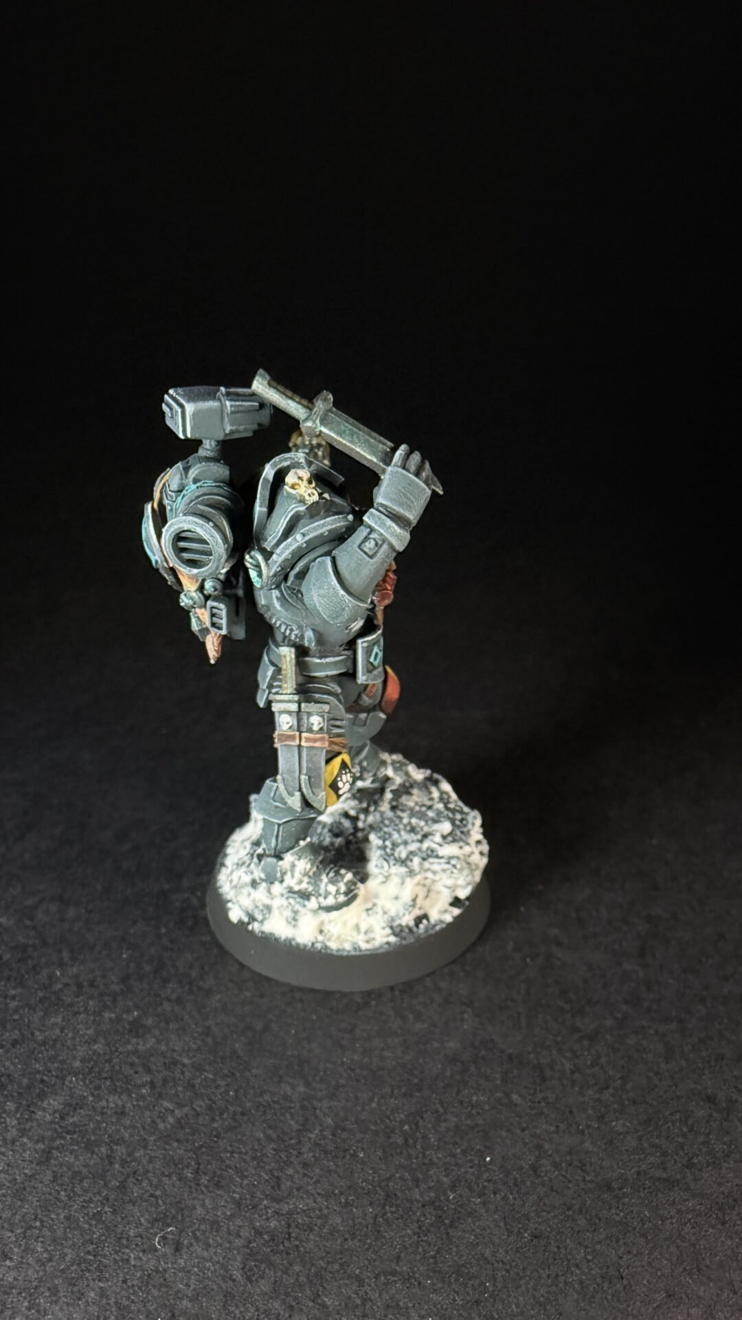 Painted Wolf Scout Hunter with Plasma Pistol and Combat Blade on snowy base.