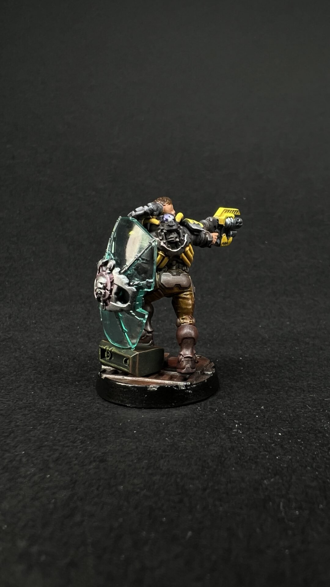 Necromunda House Van Saar Ganger